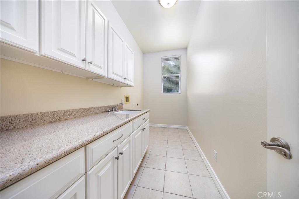 2122 Meteora Way