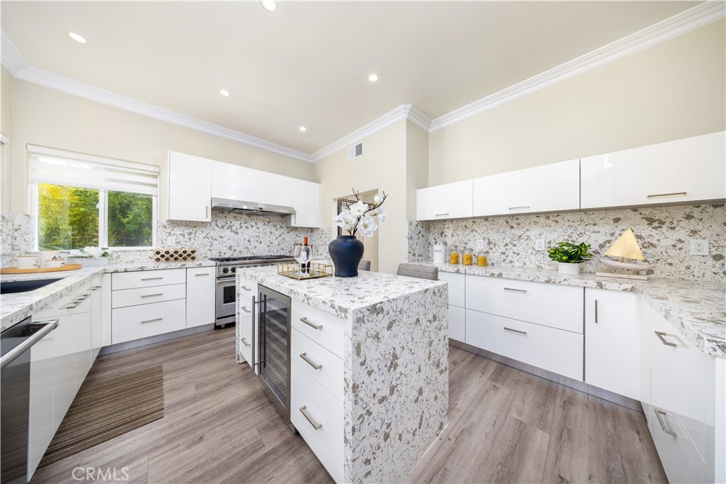 2122 Meteora Way