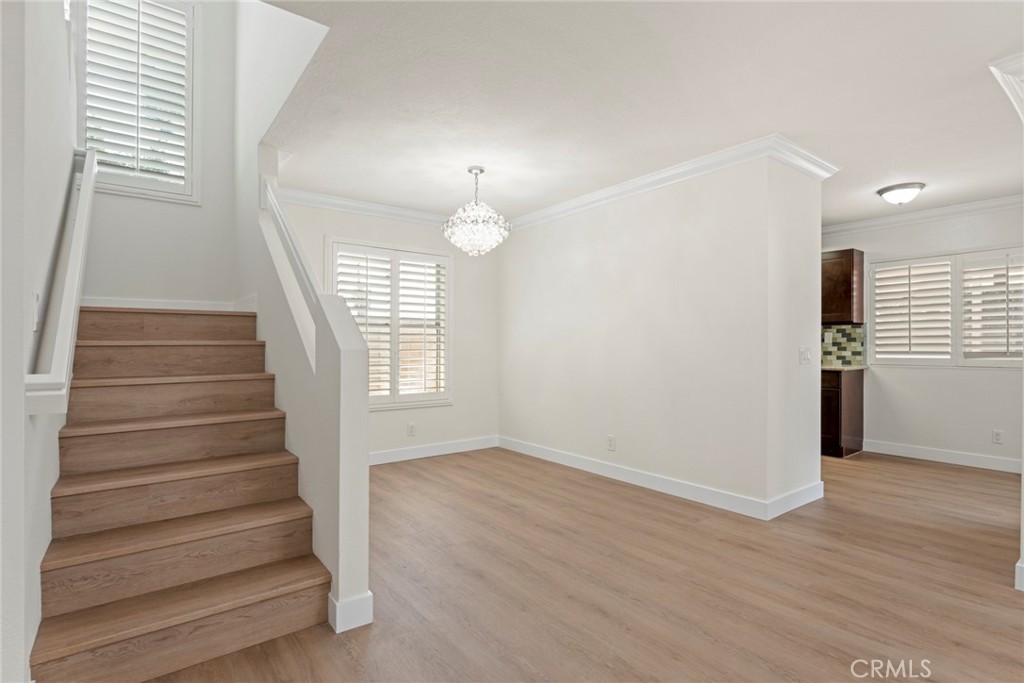2405 Highland Pines