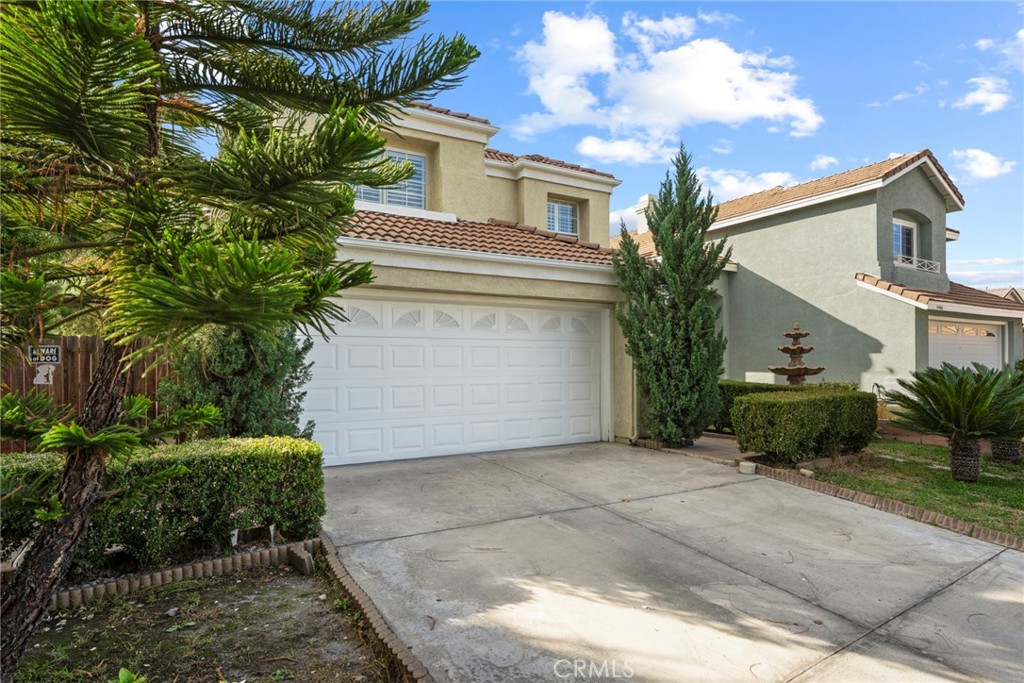 2405 Highland Pines