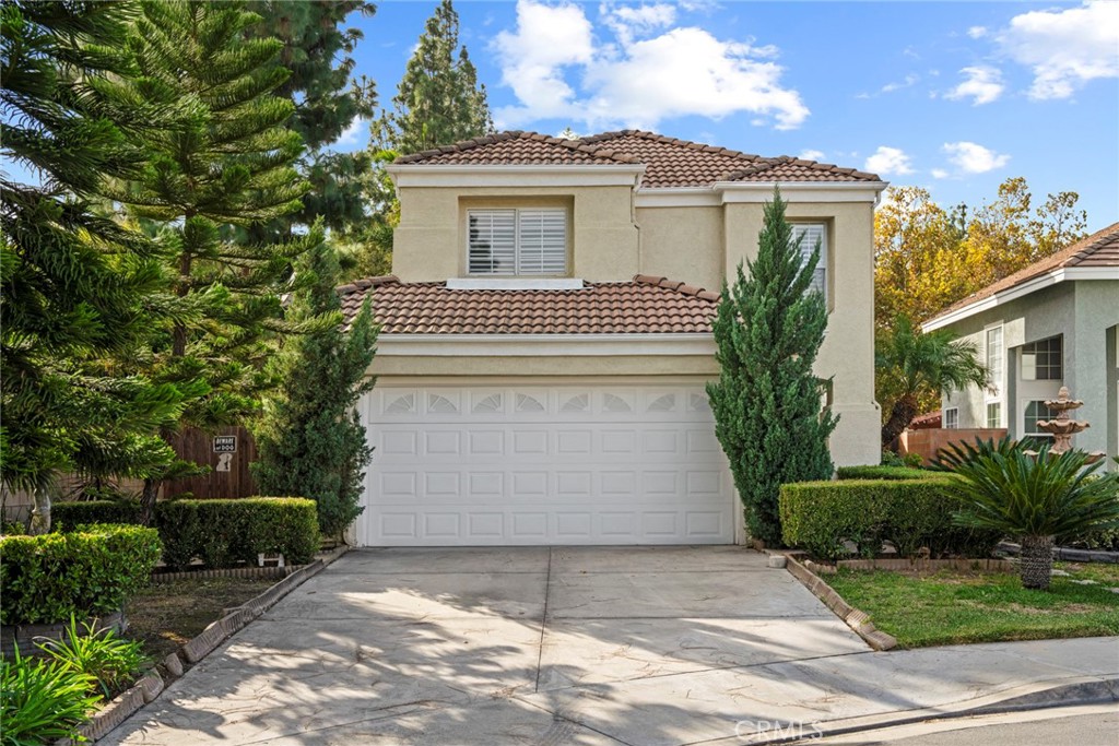 2405 Highland Pines