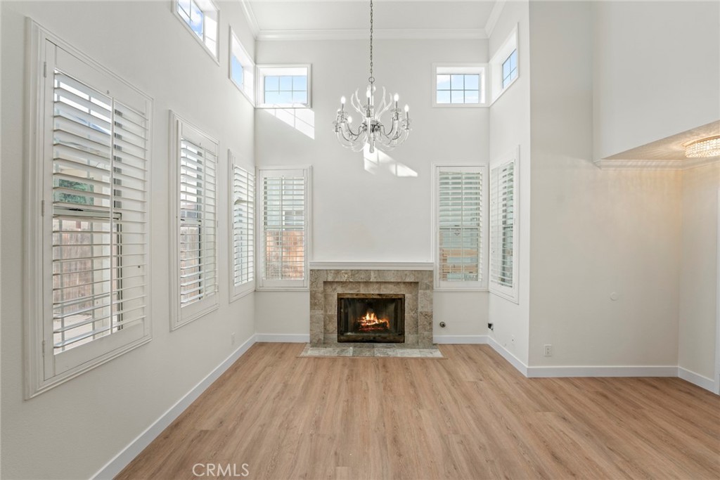 2405 Highland Pines