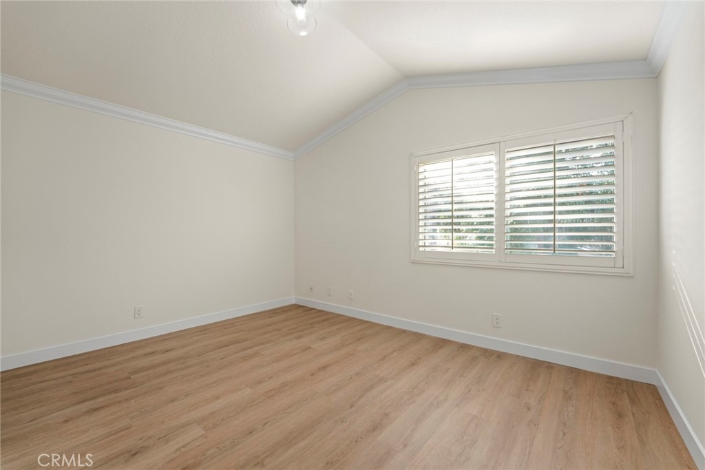 2405 Highland Pines