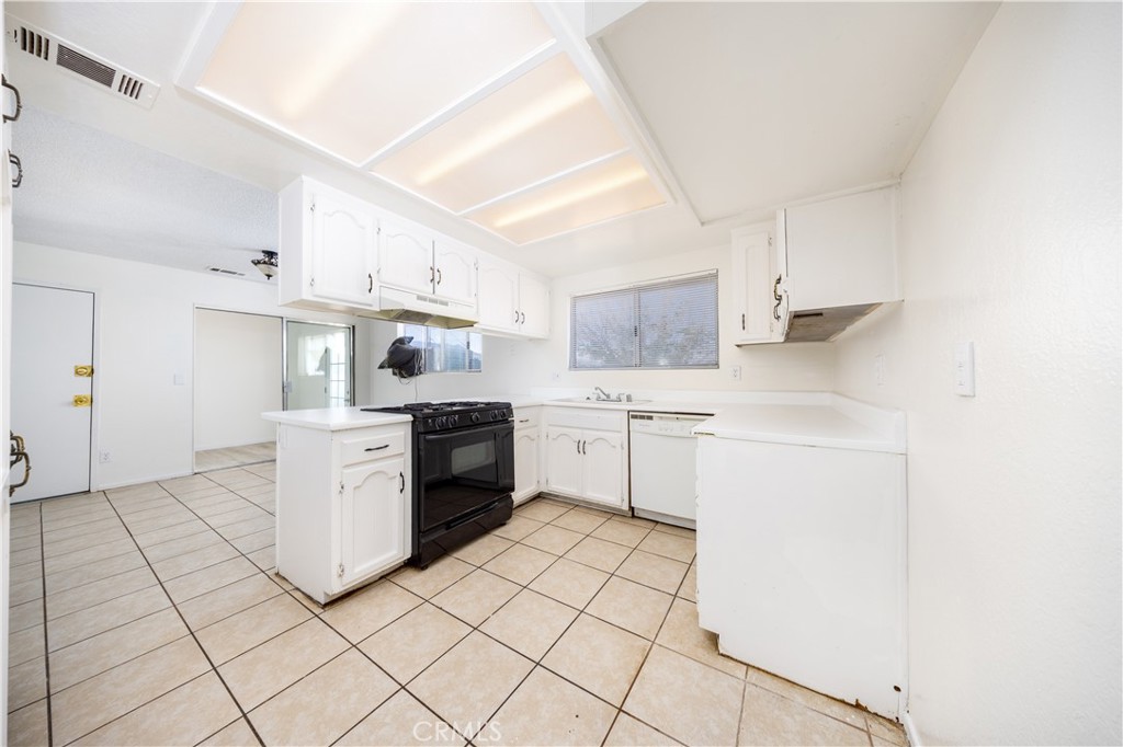 10686 Jamul