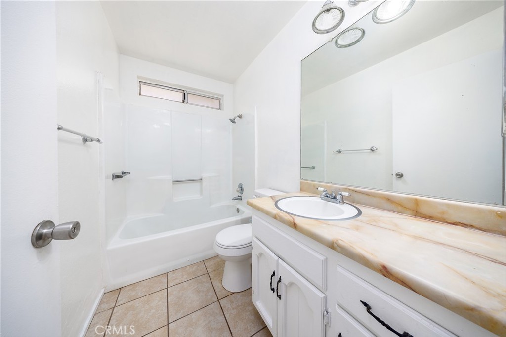 10686 Jamul