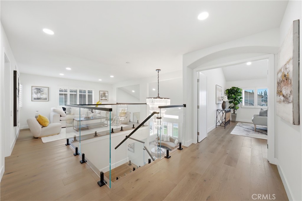 158 N Thistle