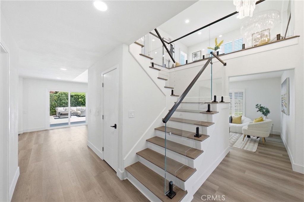 158 N Thistle