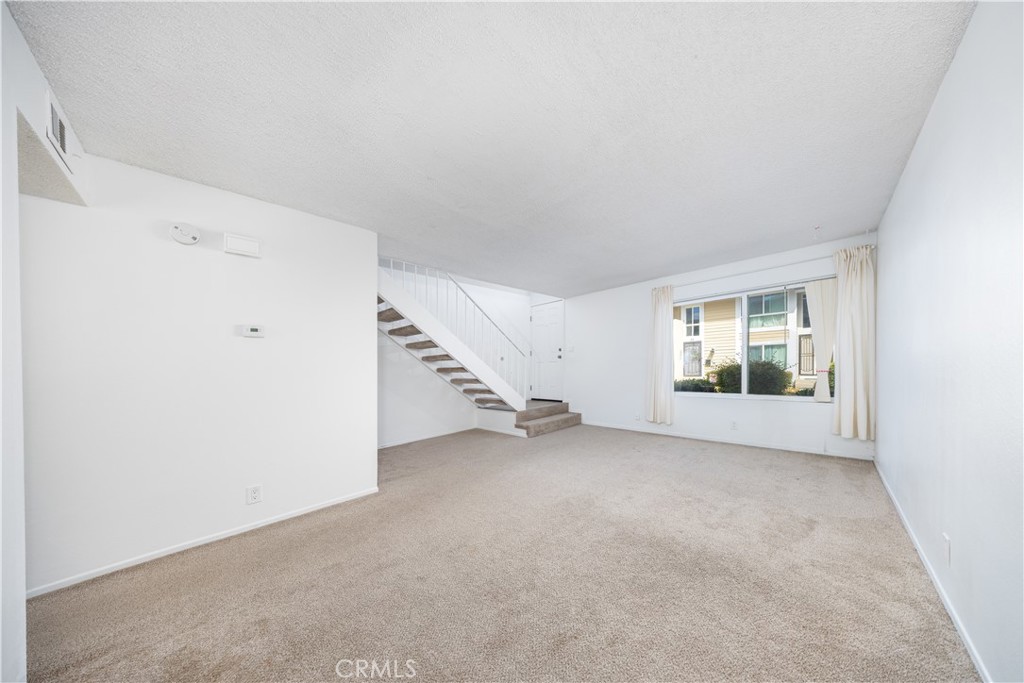 34 Elksford Avenue 3