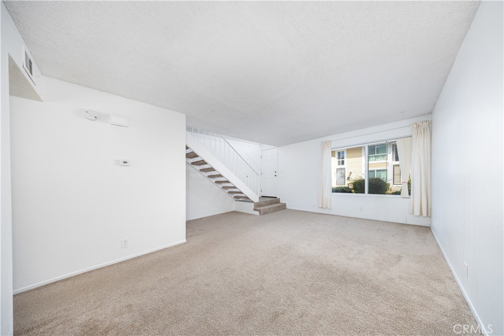 34 Elksford Avenue 3