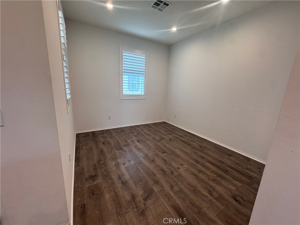 8141 Garden Park