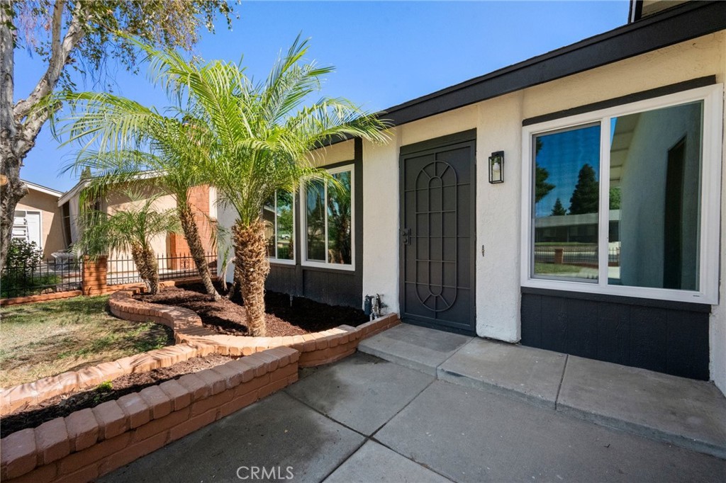 2863 S Cypress Point