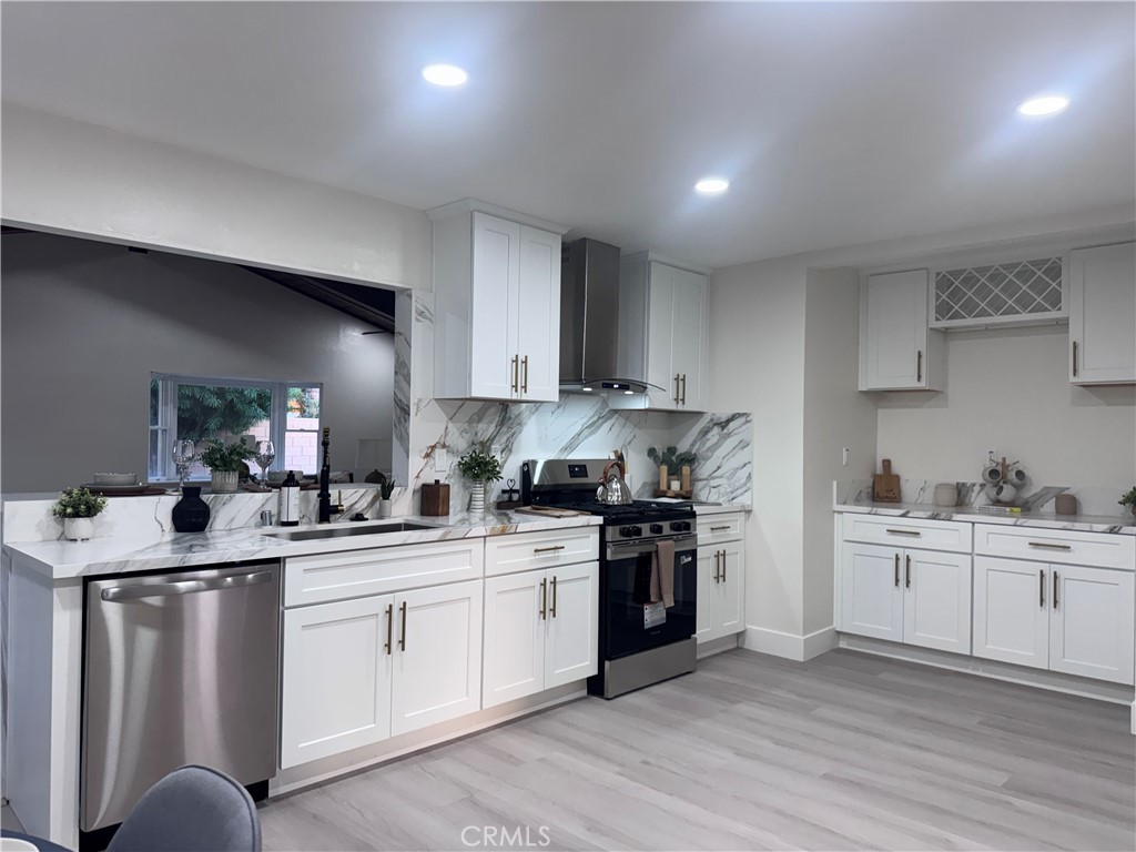 2863 S Cypress Point