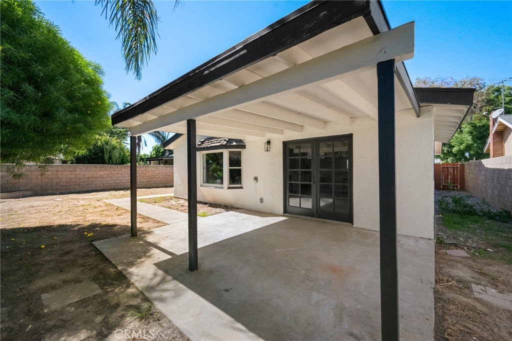 2863 S Cypress Point