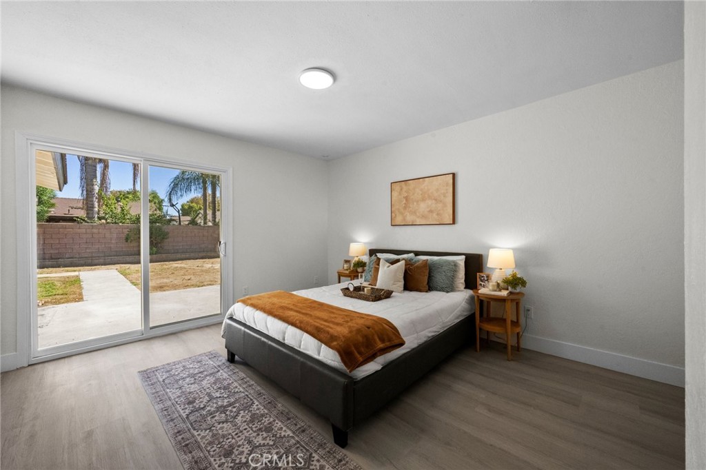 2863 S Cypress Point