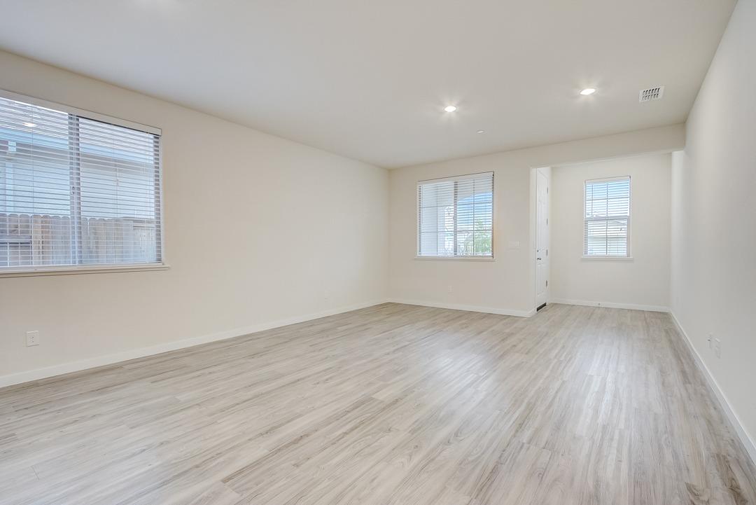 5728 Freestone Drive