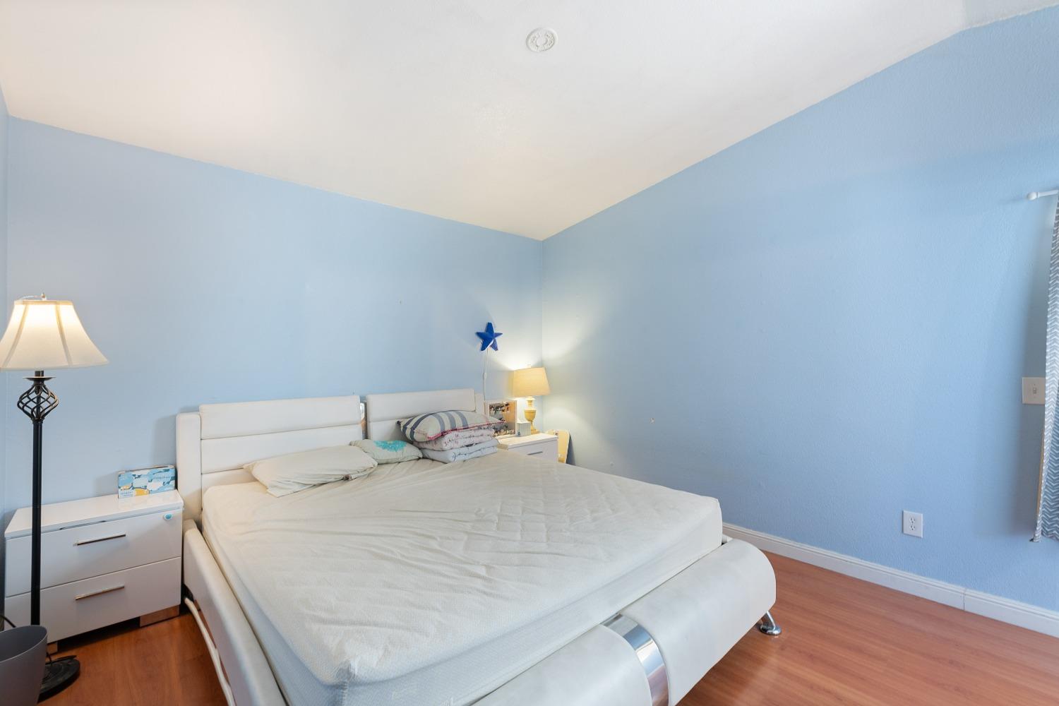 4908 Camino Royale Drive