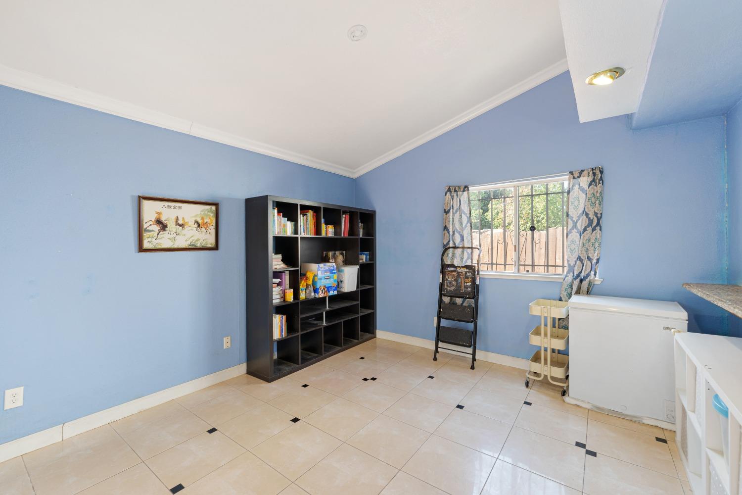 4908 Camino Royale Drive