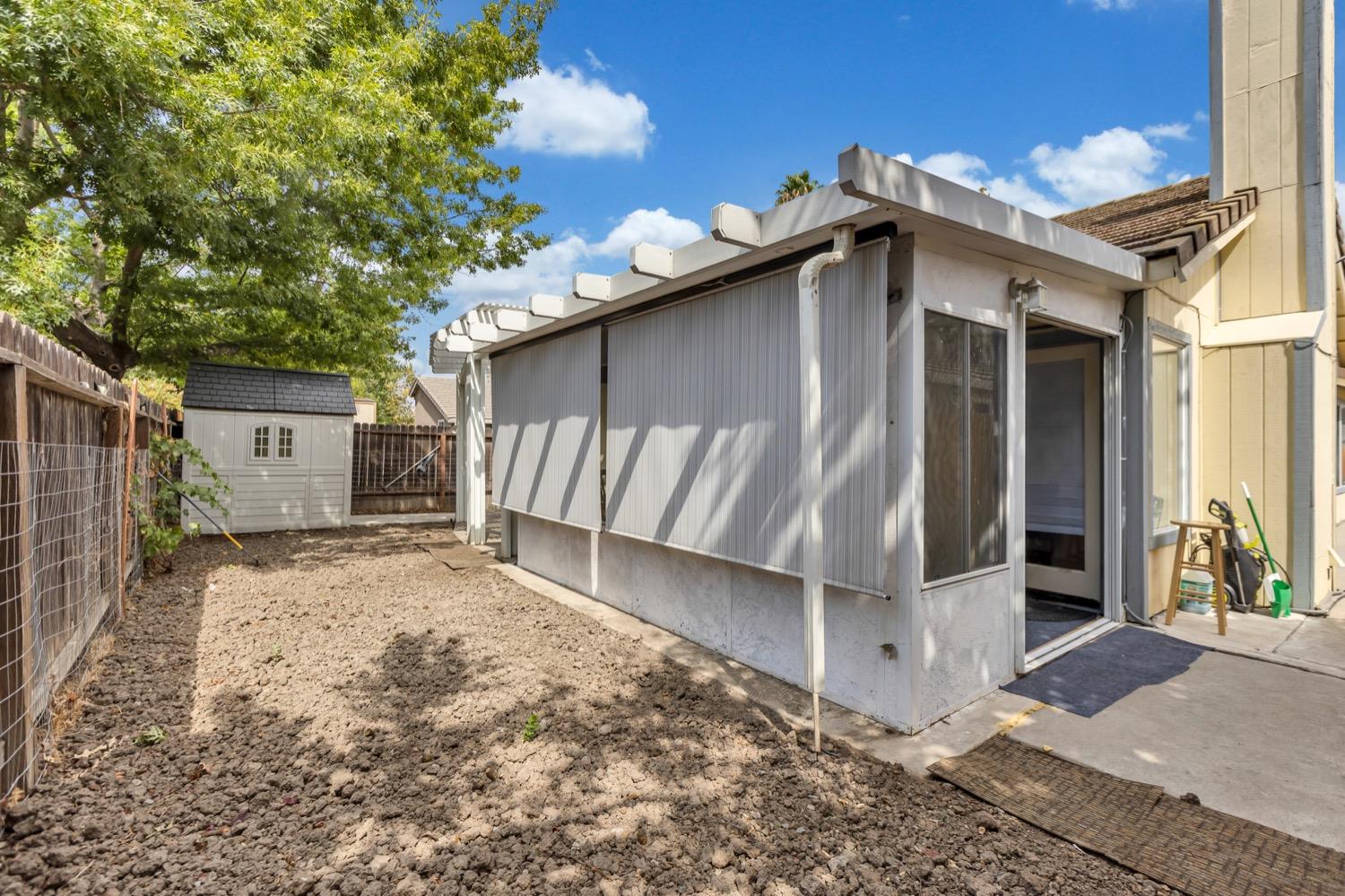 9148 LAGUNA CENTER Circle