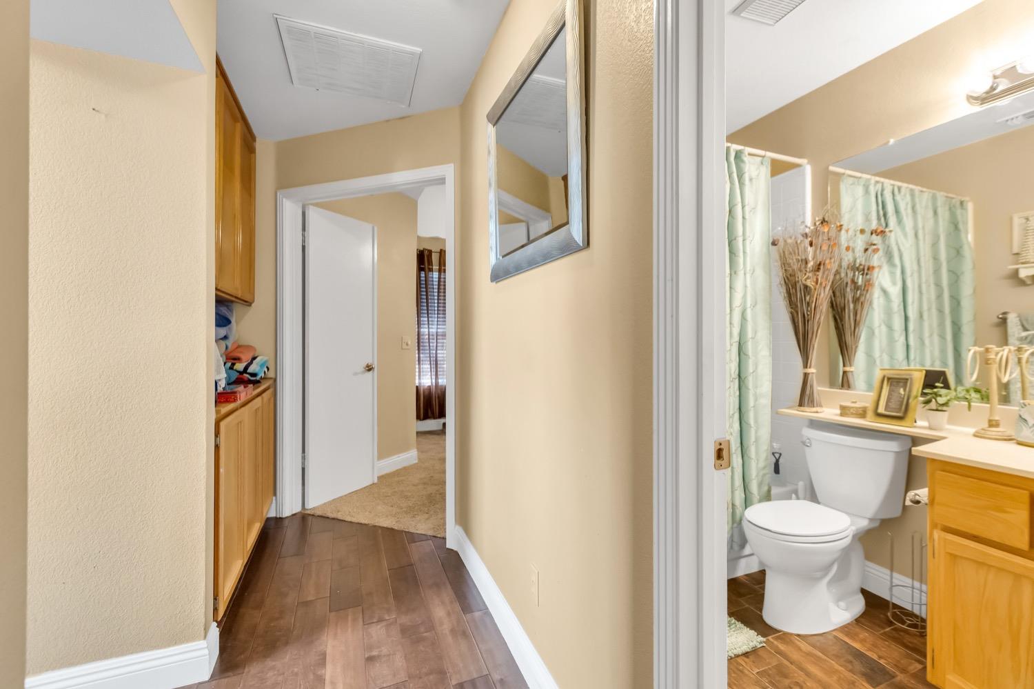 9148 LAGUNA CENTER Circle