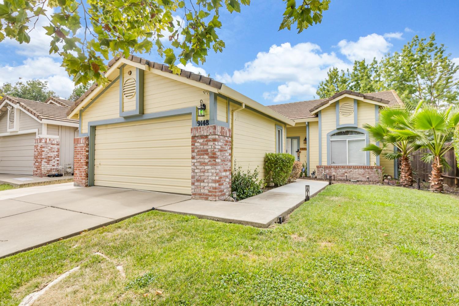 9148 LAGUNA CENTER Circle