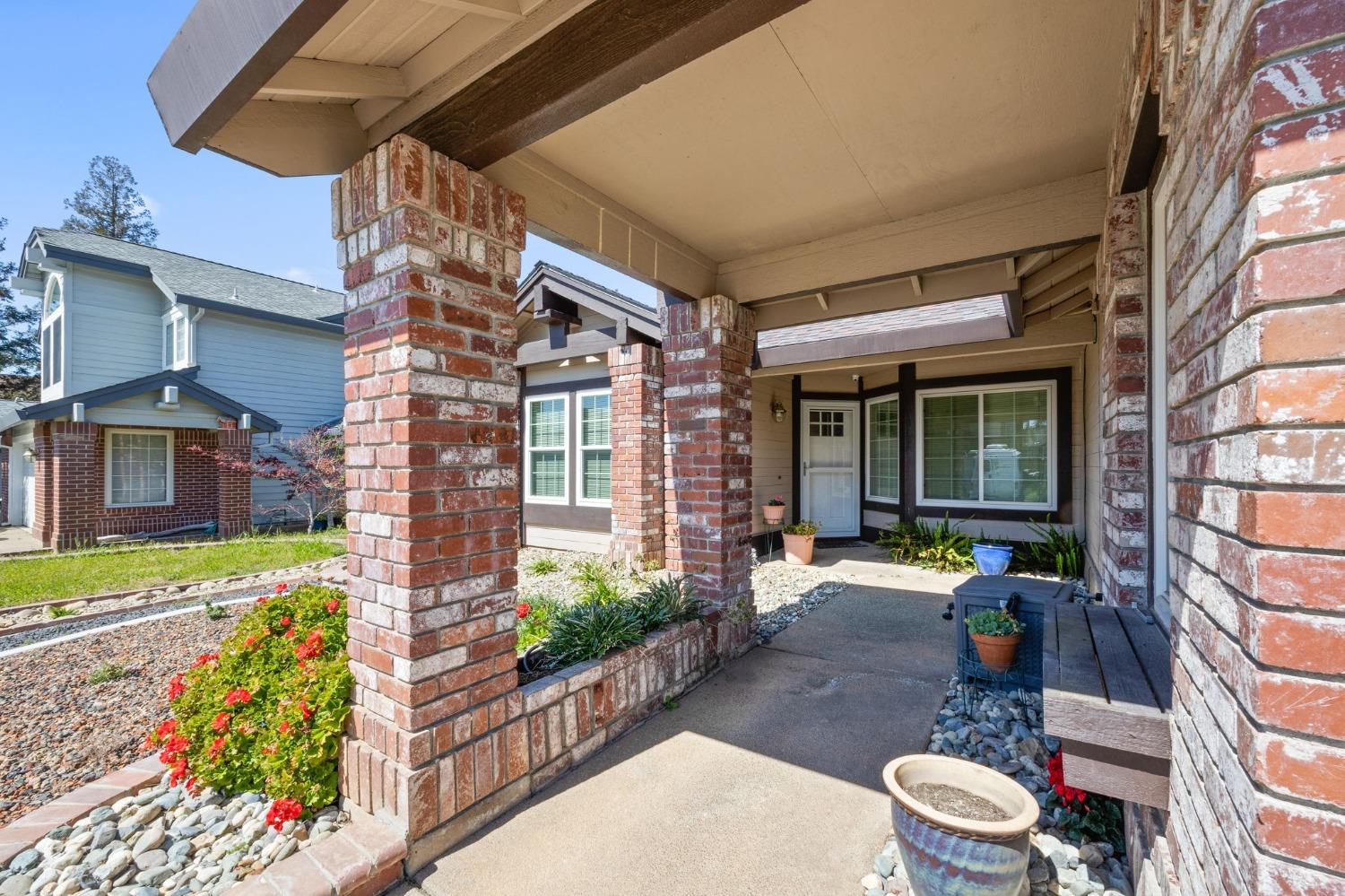 9145 Tullamore Court