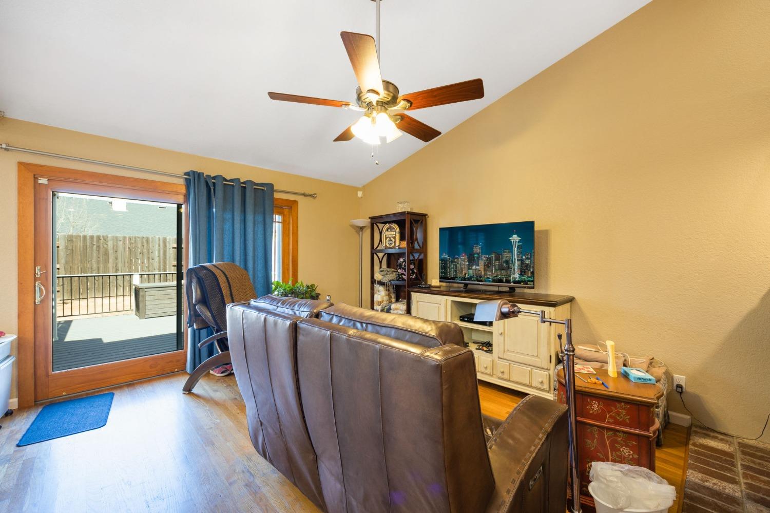 9145 Tullamore Court