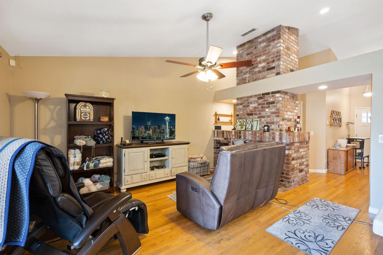 9145 Tullamore Court