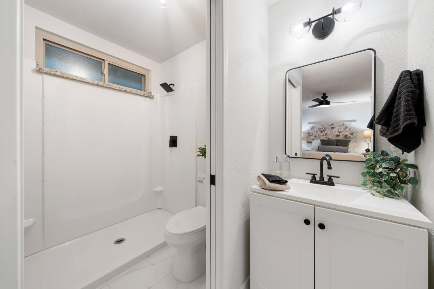 8321 Summer Sunset Drive