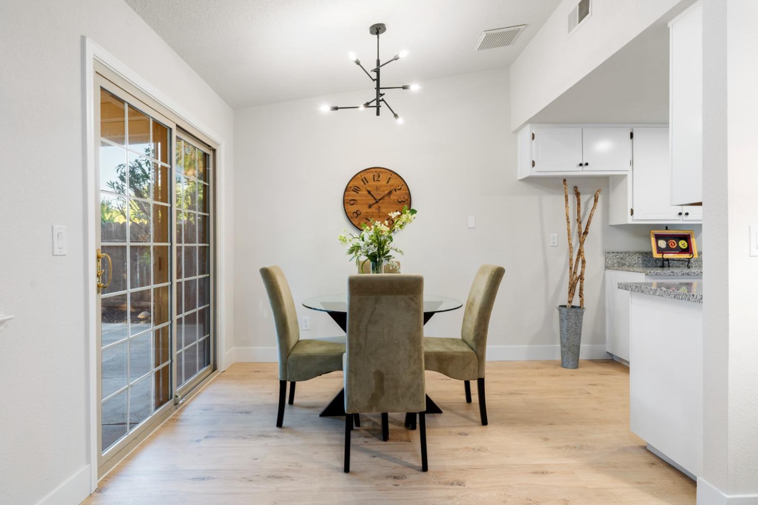 8321 Summer Sunset Drive