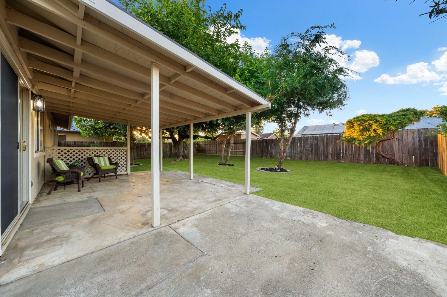 8321 Summer Sunset Drive