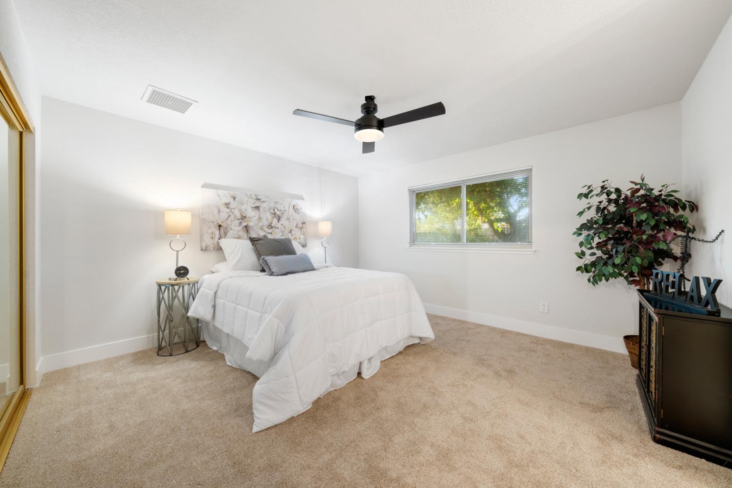 8321 Summer Sunset Drive