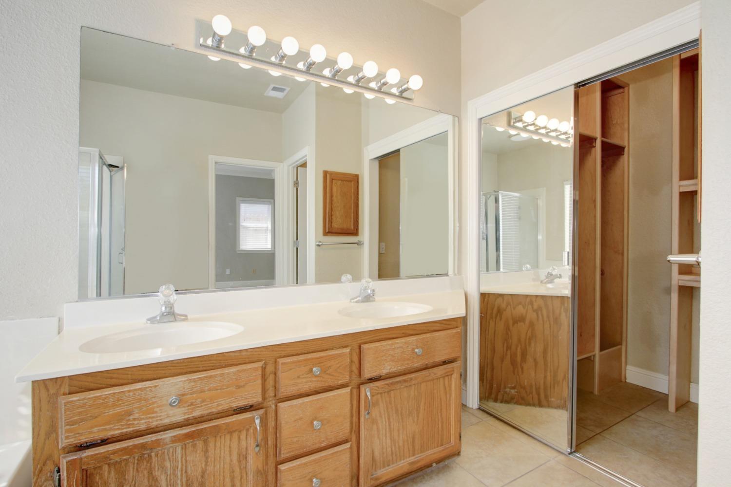 8158 Saint Brendan Place