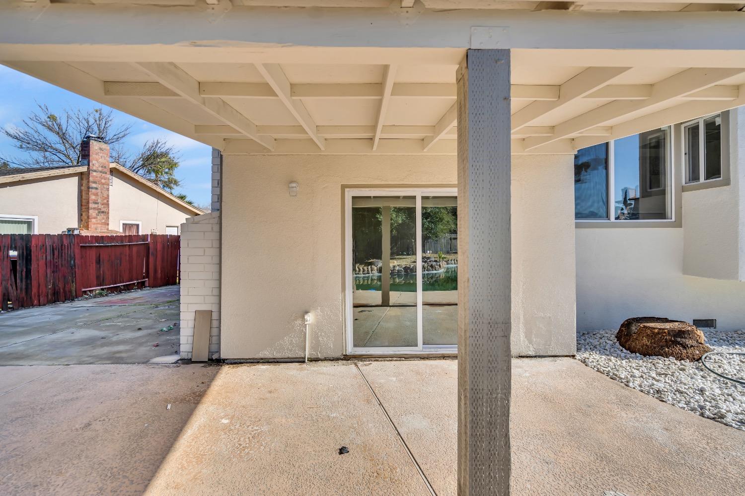 7472 PALMER HOUSE Drive