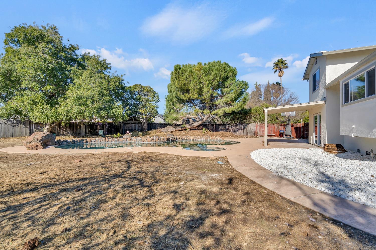 7472 PALMER HOUSE Drive