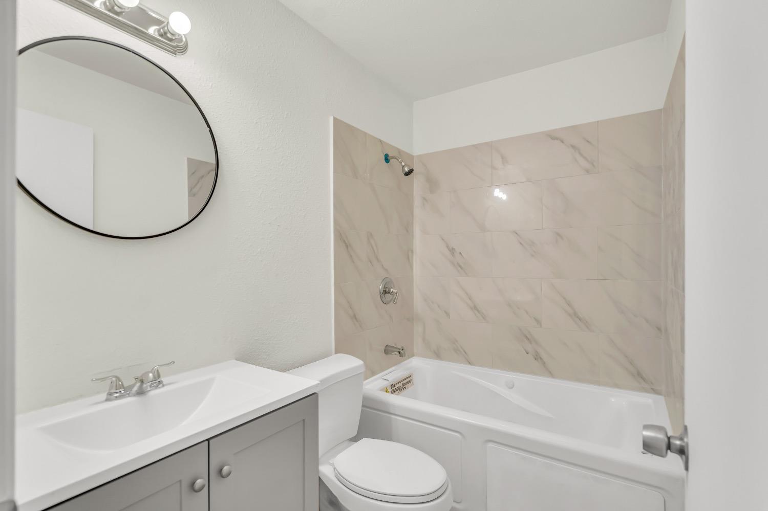 7472 PALMER HOUSE Drive