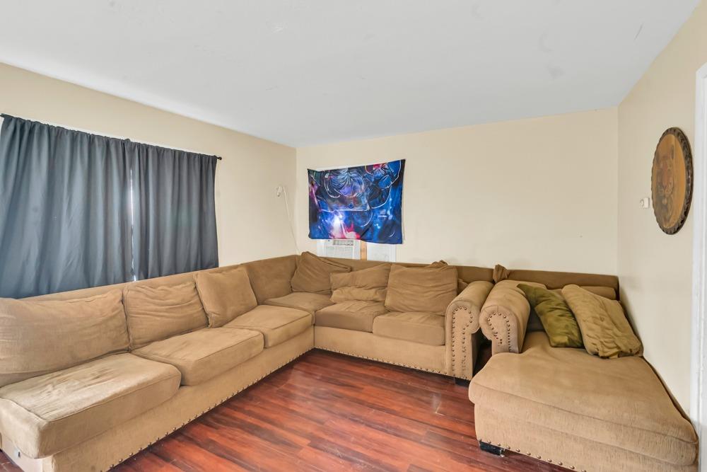 4915 FRUITRIDGE Road