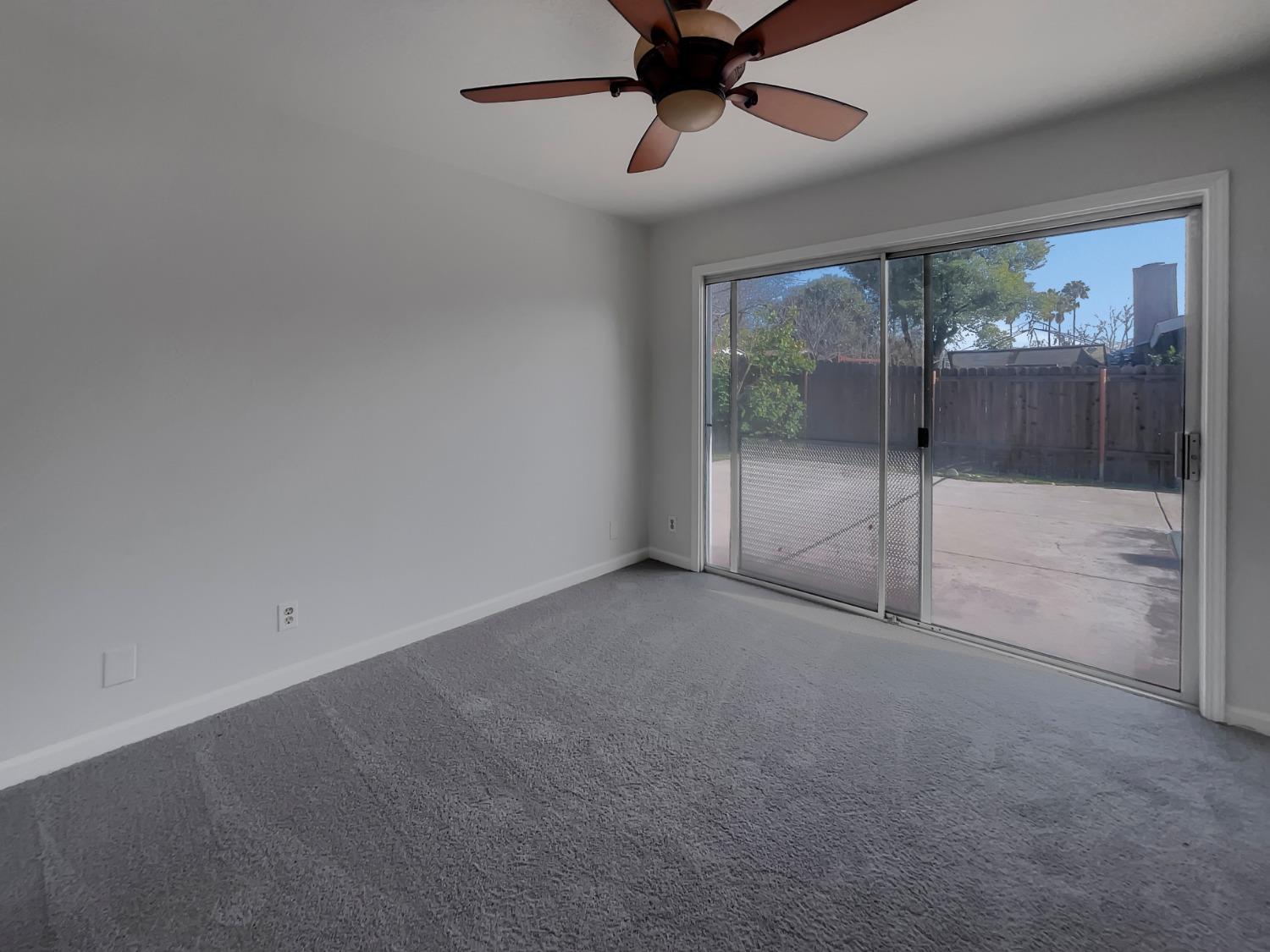 6828 Gold Run Avenue