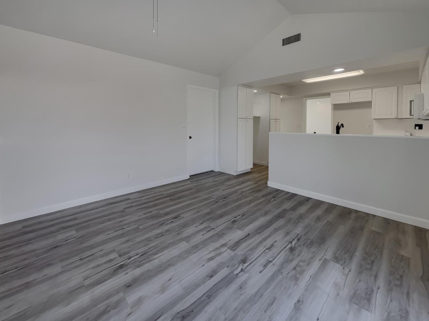 6828 Gold Run Avenue