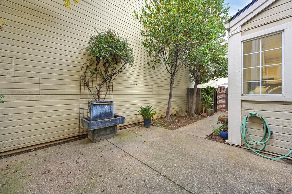 139 River Chase Circle