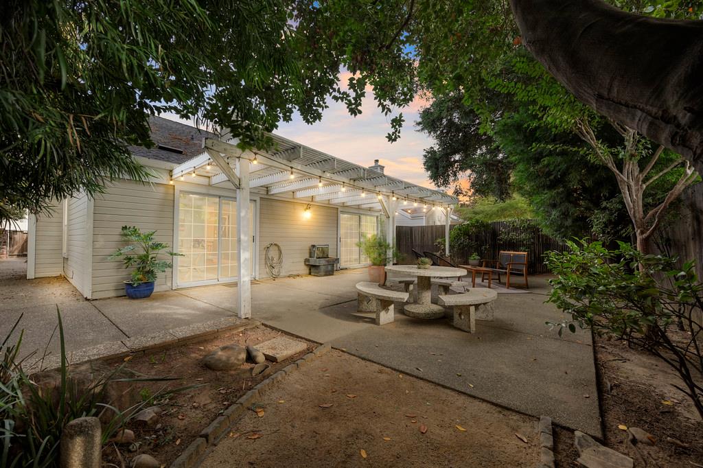 139 River Chase Circle