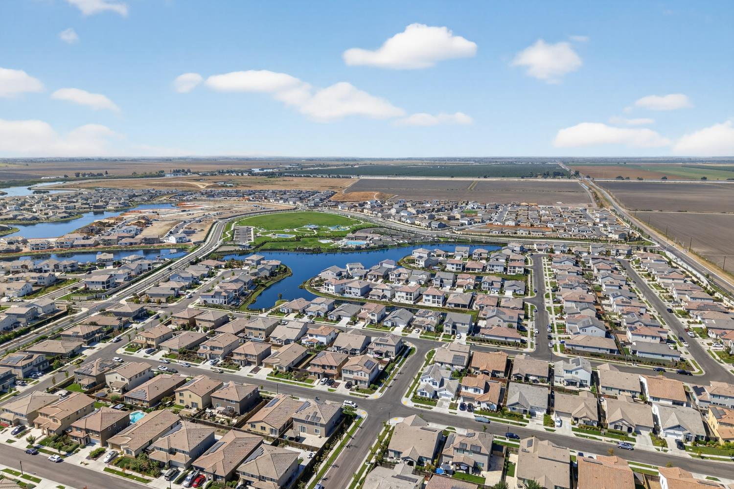 5914 SILVEROAK Circle