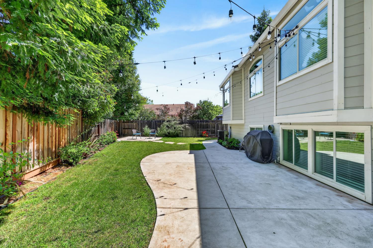 396 SEATON Drive
