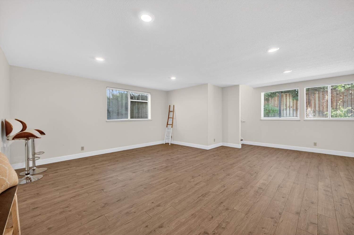396 SEATON Drive