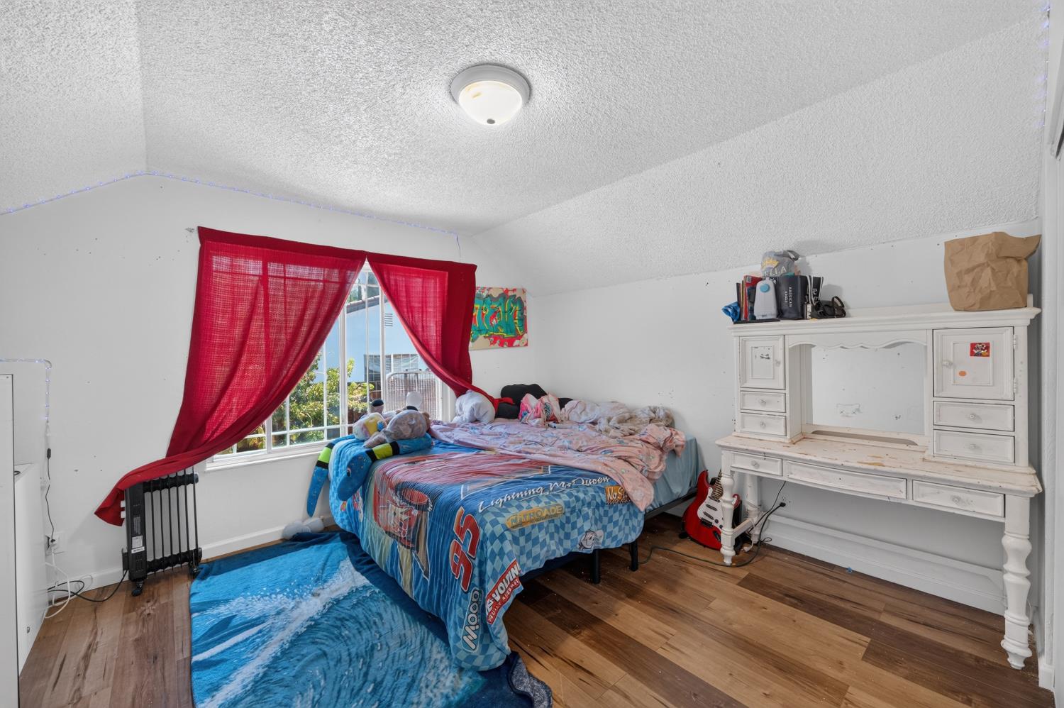 807 REEF POINT Drive