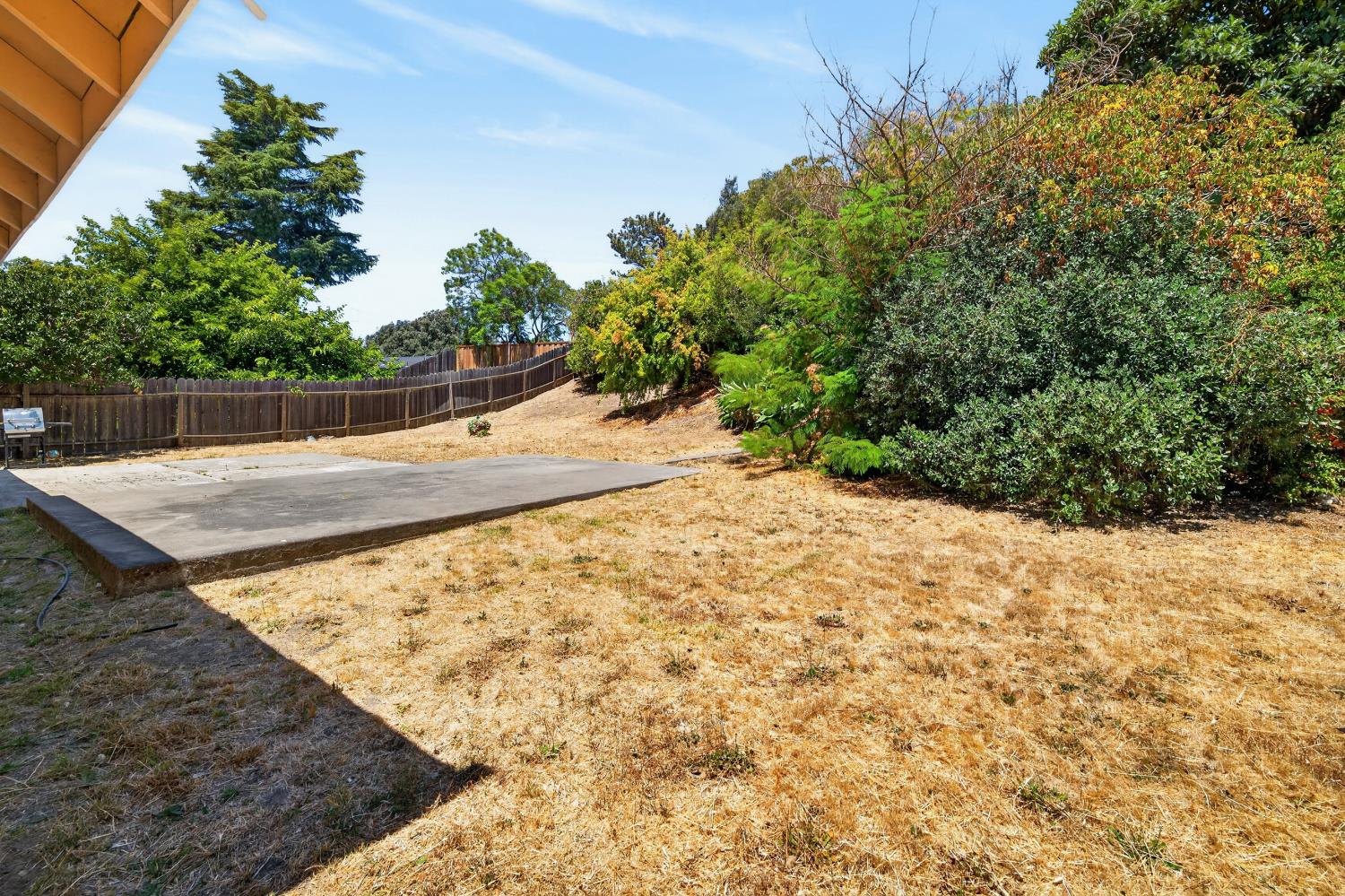 807 REEF POINT Drive