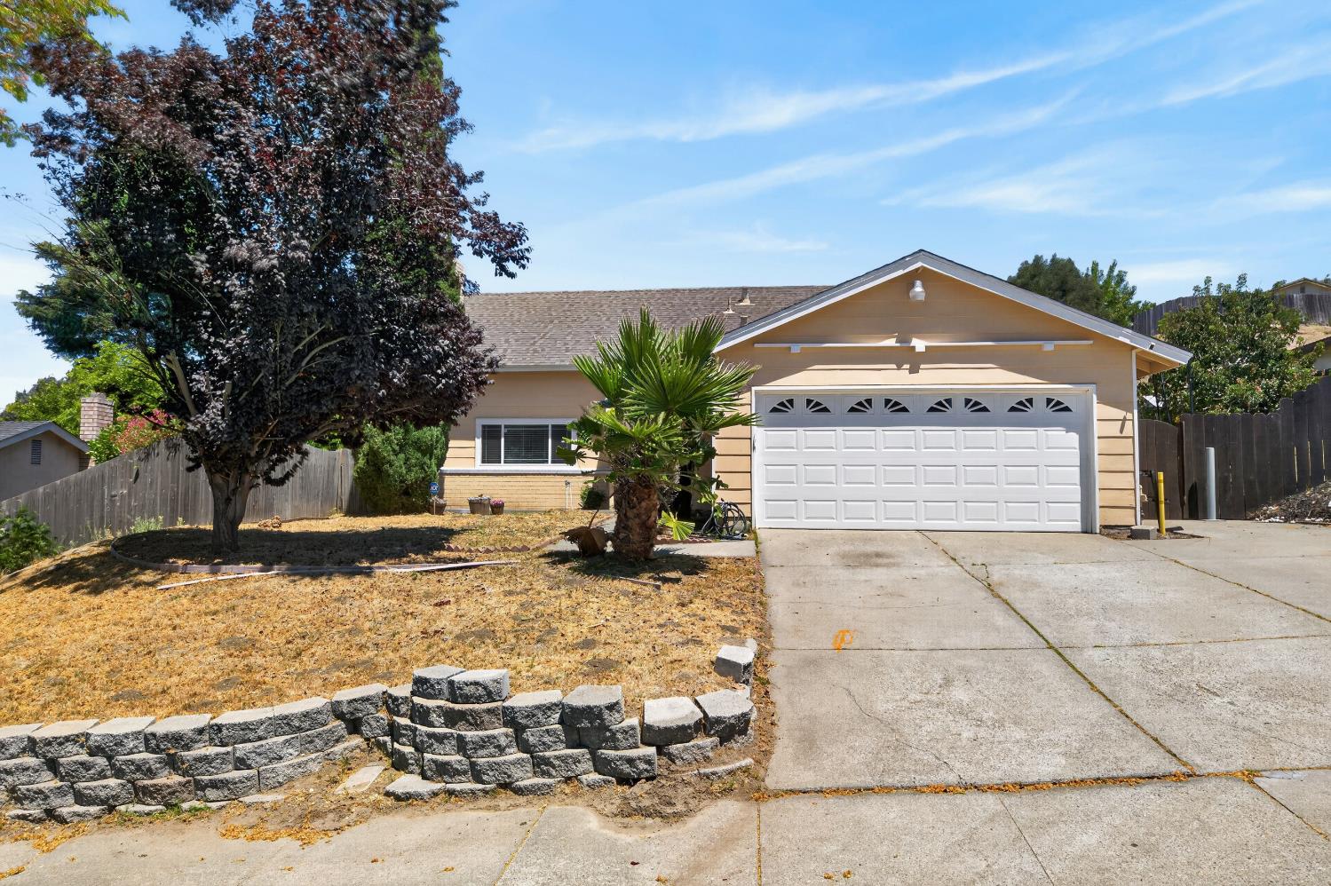 807 REEF POINT Drive