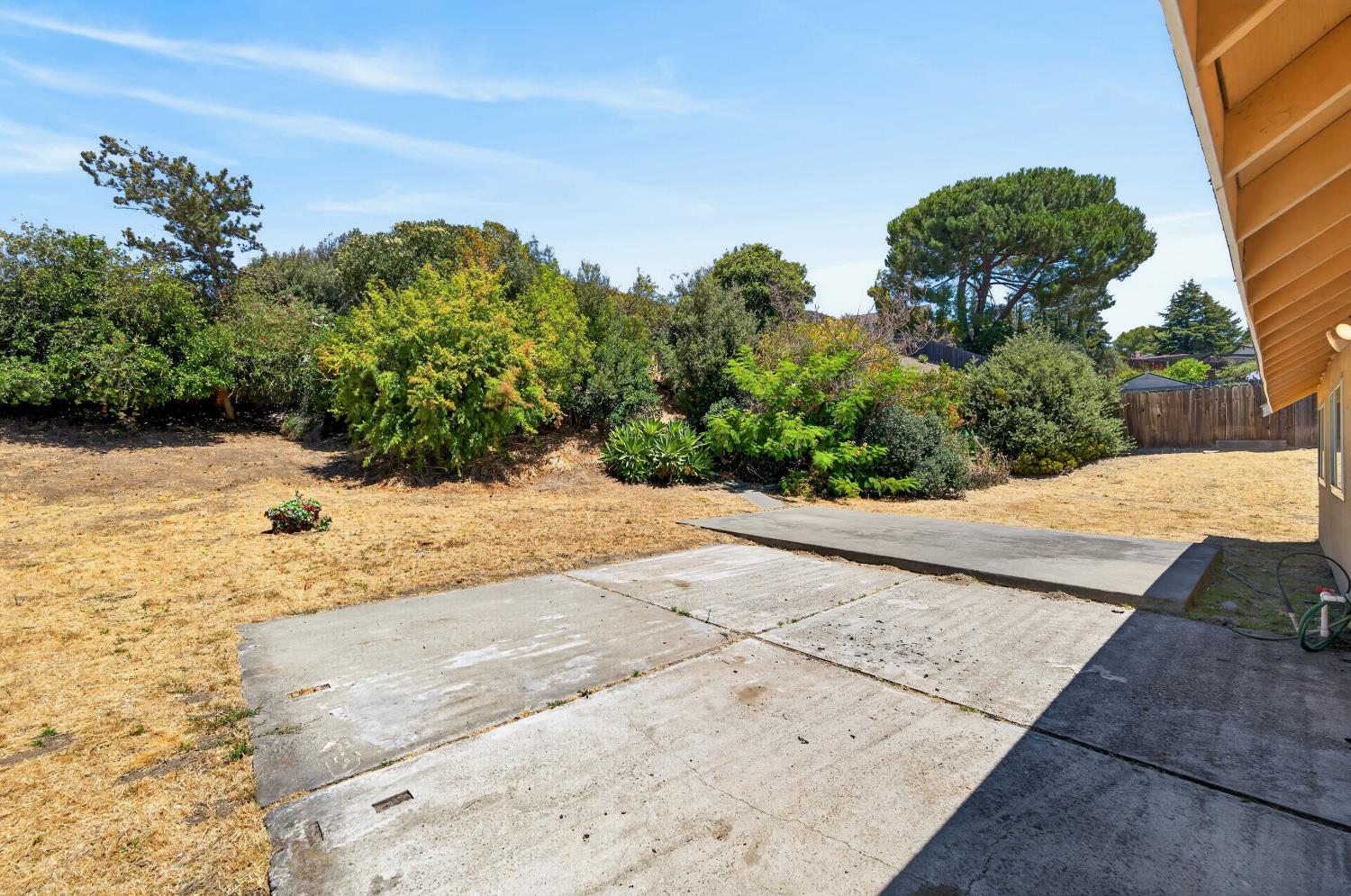 807 REEF POINT Drive