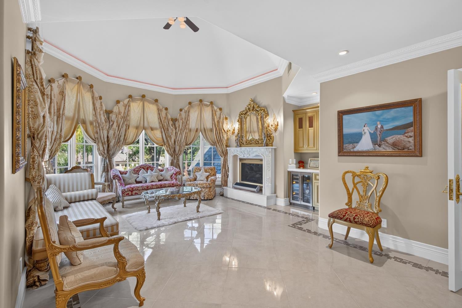 5021 JARDIN Lane