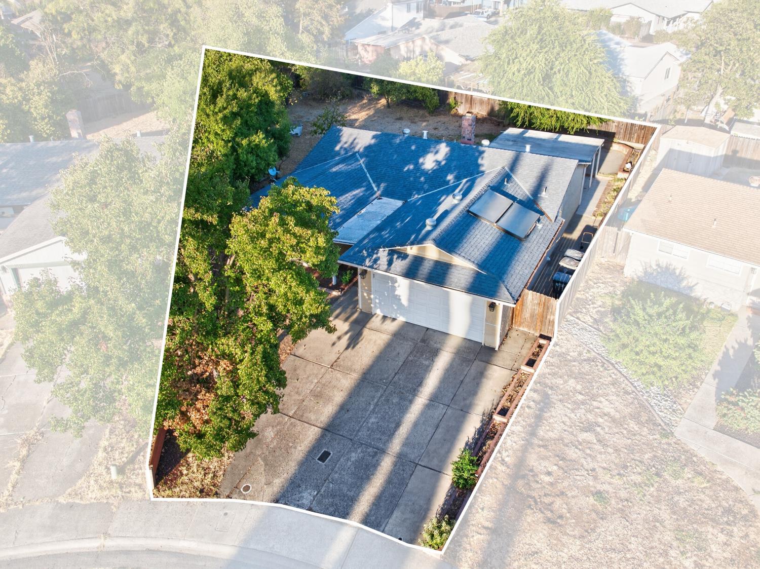 5267 VILLAGE WOOD Drive