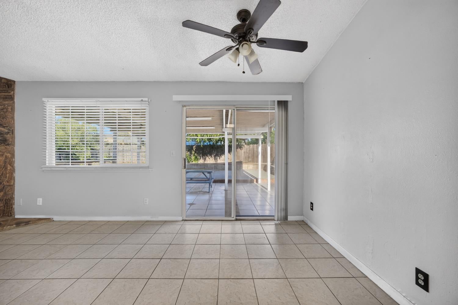 5267 VILLAGE WOOD Drive